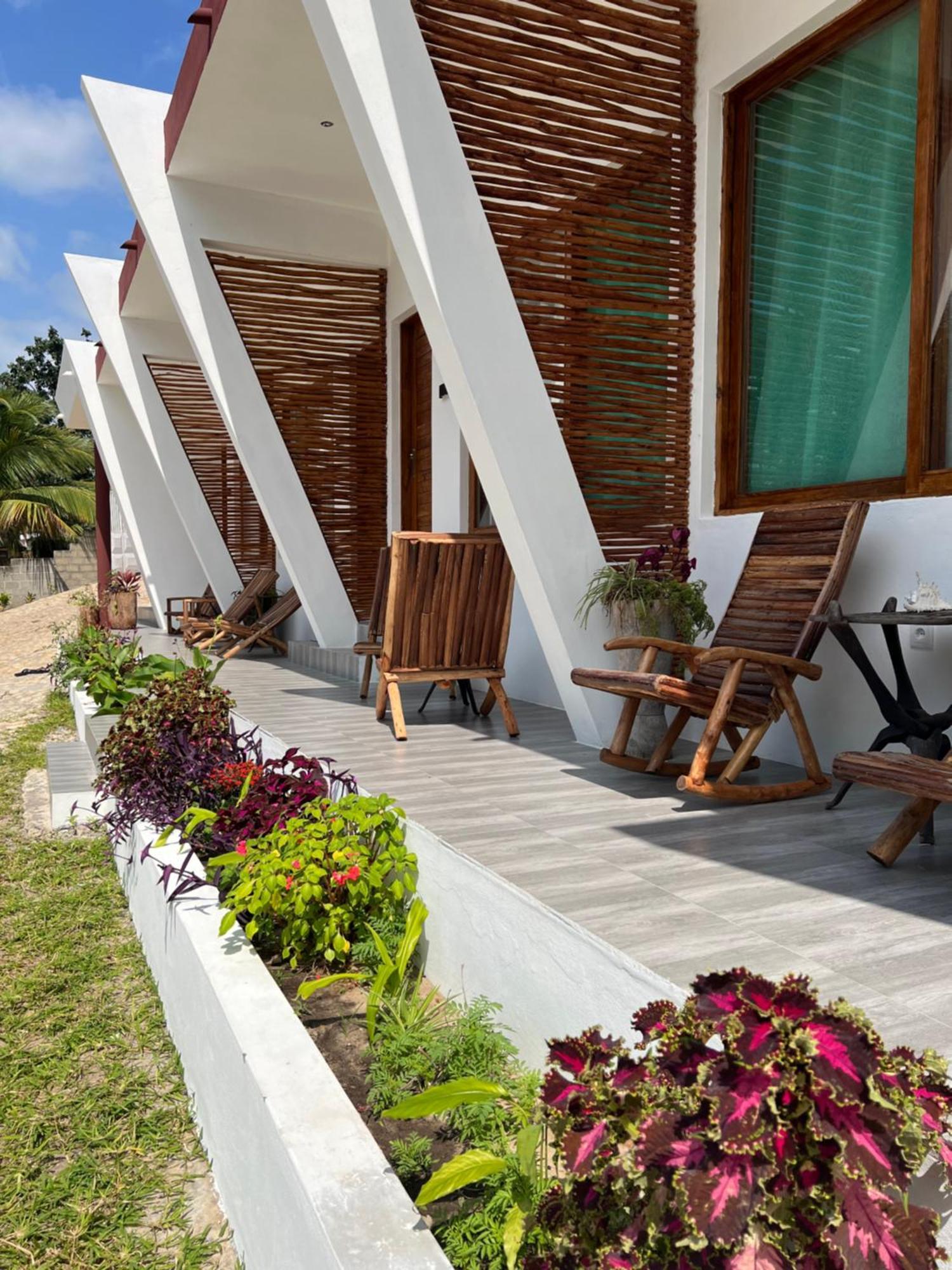 Bed and Breakfast New Giraffe House Vilankulo Exterior foto